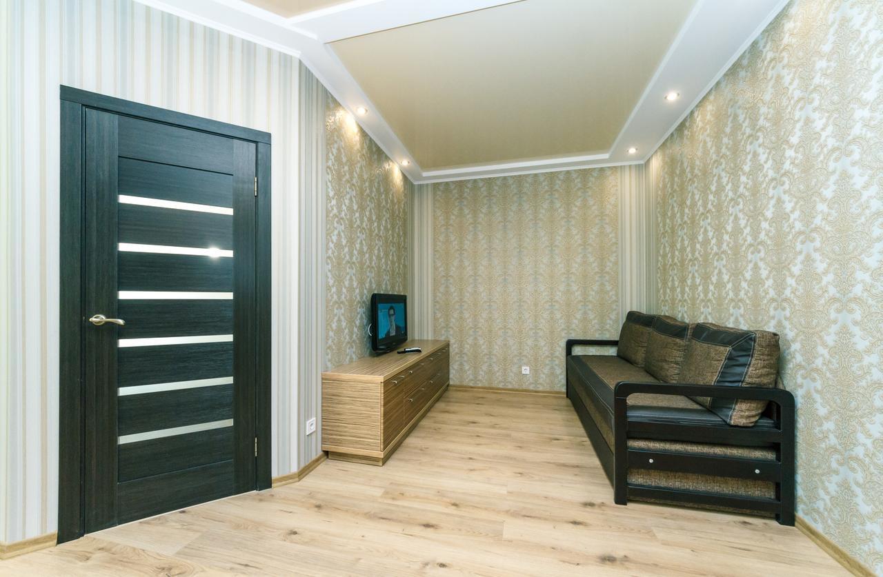 Apartamento Flatrent Drahomanova 2A Kiev Exterior foto