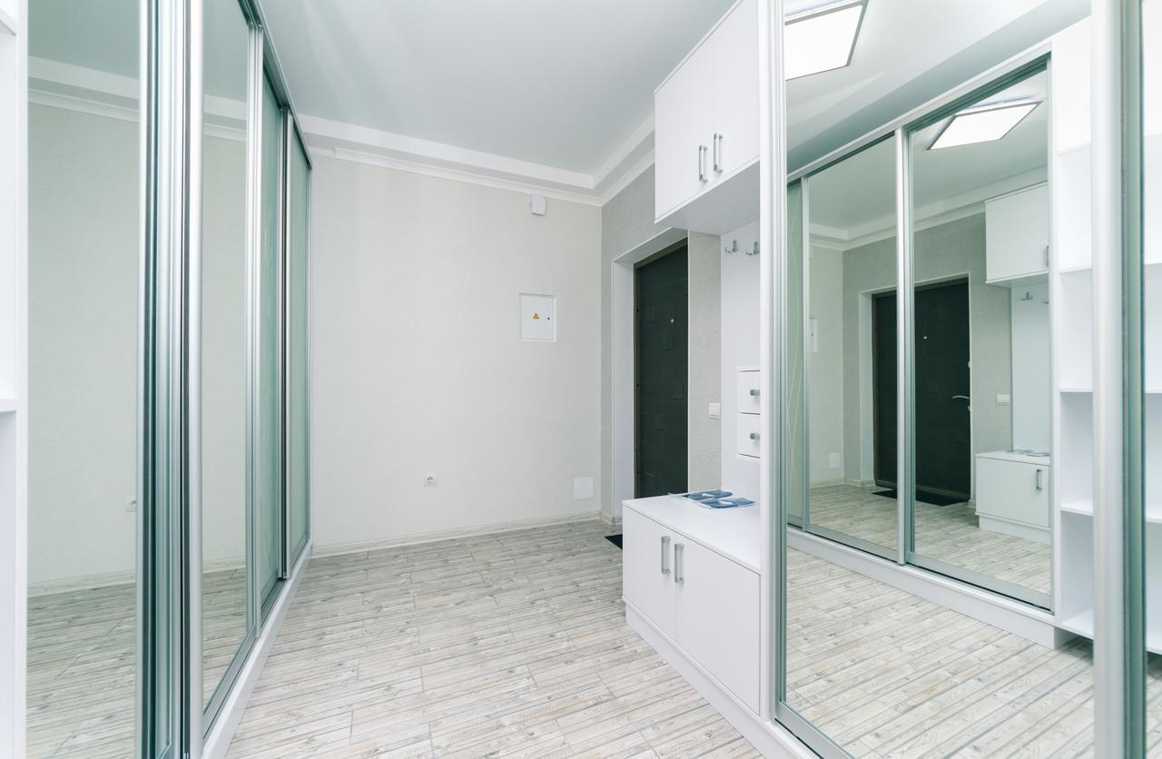 Apartamento Flatrent Drahomanova 2A Kiev Exterior foto