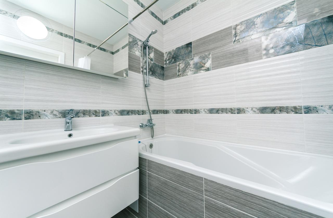 Apartamento Flatrent Drahomanova 2A Kiev Exterior foto