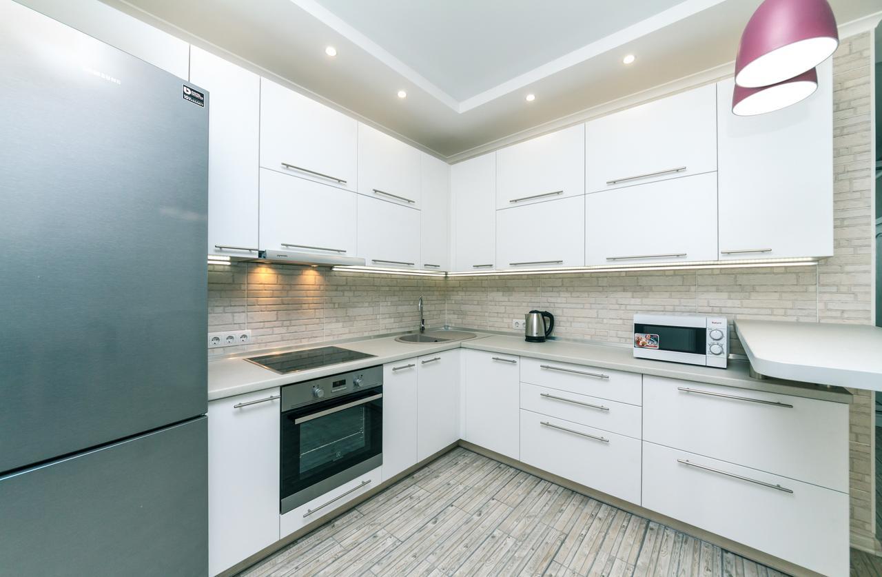Apartamento Flatrent Drahomanova 2A Kiev Exterior foto