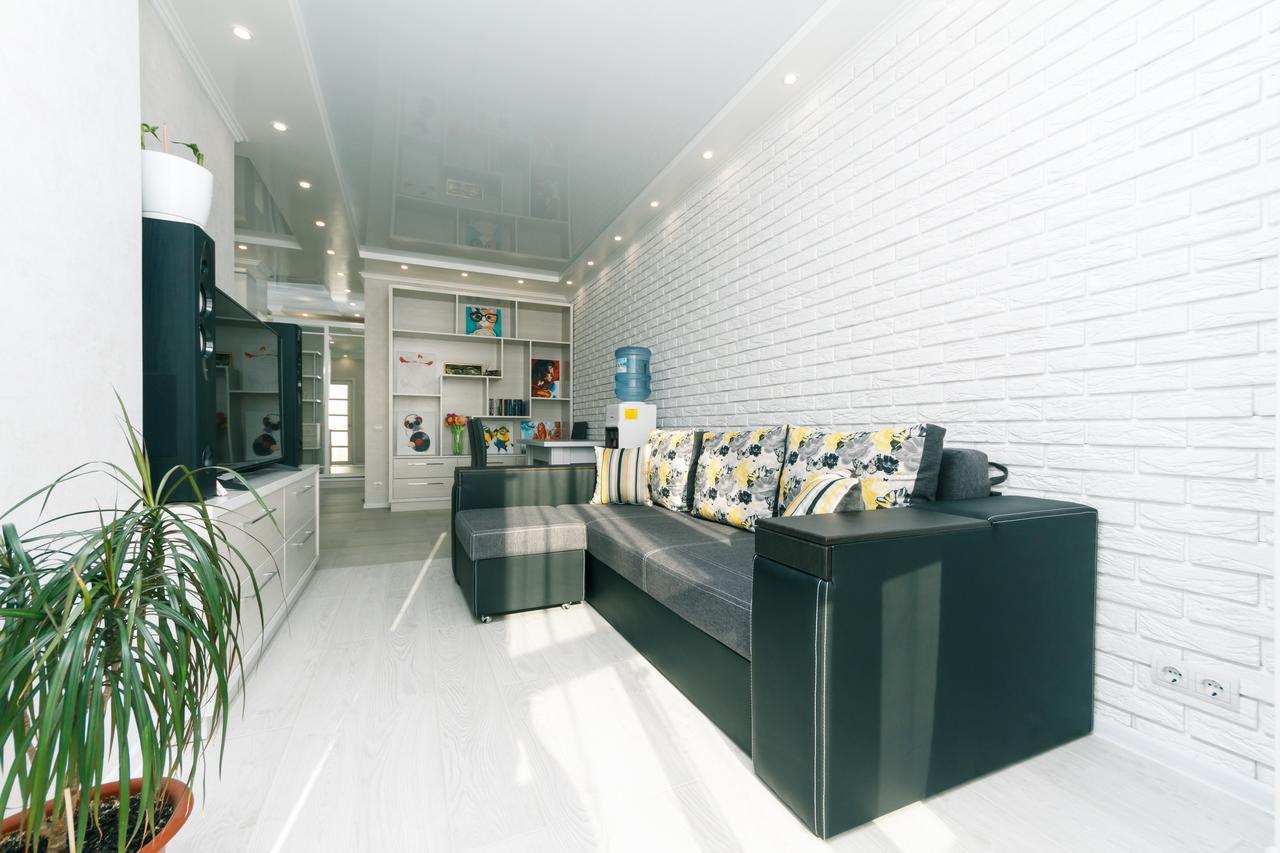 Apartamento Flatrent Drahomanova 2A Kiev Exterior foto